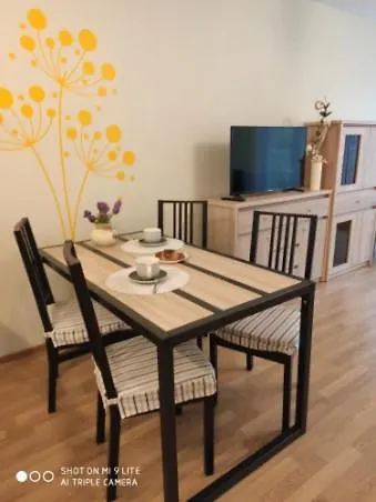 Luxapartament 3 - Z Duzym Tarasem I Garazem W Zeta Park * אוסטראון